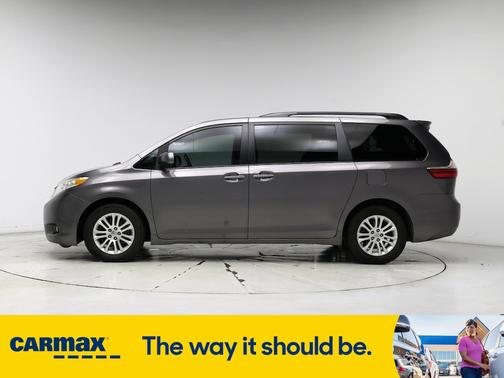 2017 Toyota Sienna XLE