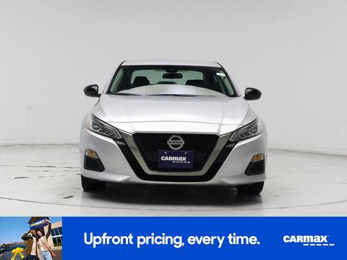 2022 Nissan Altima SR