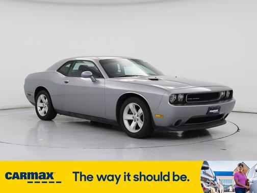 2013 Dodge Challenger SXT