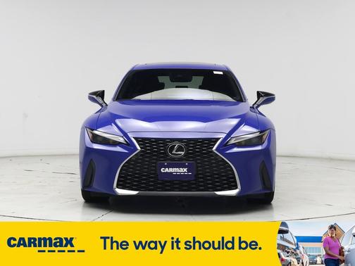 2023 Lexus IS 300