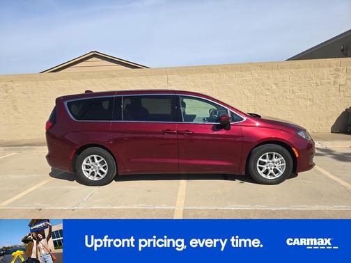 2017 Chrysler Pacifica LX