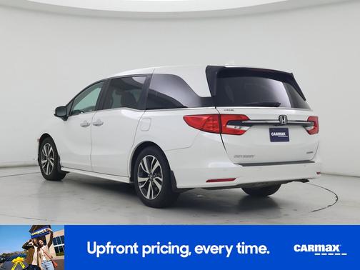 White 2022 Honda Odyssey Touring