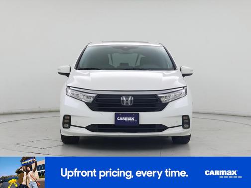 White 2022 Honda Odyssey Touring