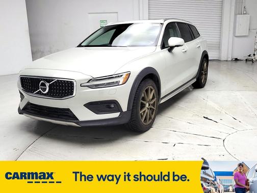 2020 Volvo V60 Cross Country T5