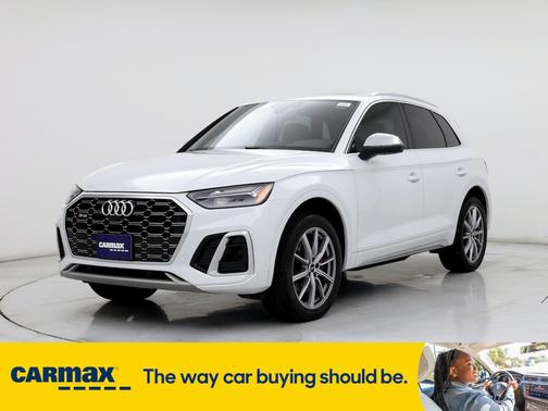 2022 Audi SQ5 Premium Plus