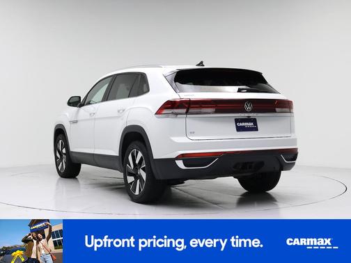 White 2024 Volkswagen Atlas Cross Sport SE w/Tech
