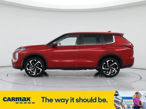 2023 Mitsubishi Outlander SE