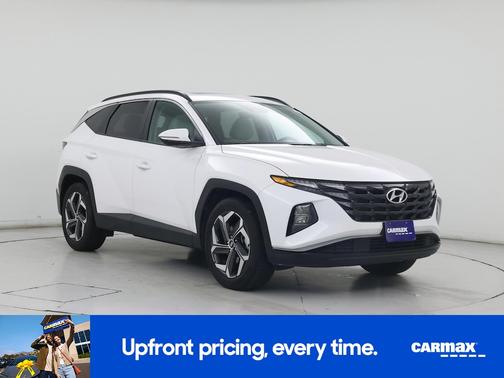 White 2024 Hyundai TUCSON SEL