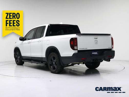 White 2021 Honda Ridgeline Black Edition
