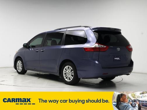 2017 Toyota Sienna XLE