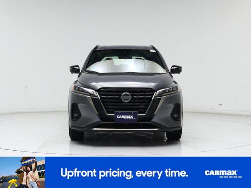 2021 Nissan Kicks SR