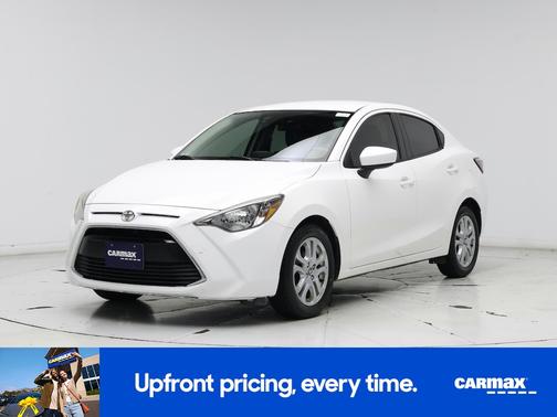 2017 Toyota Yaris iA Base (A6)