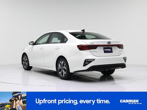 White 2019 Kia Forte LXS