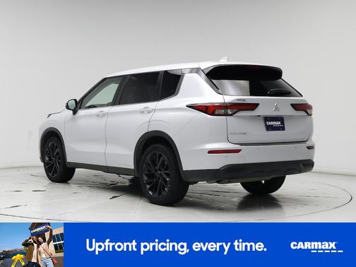 2022 Mitsubishi Outlander ES