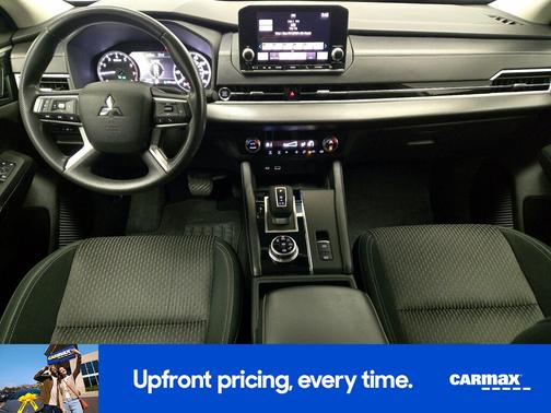 2022 Mitsubishi Outlander ES