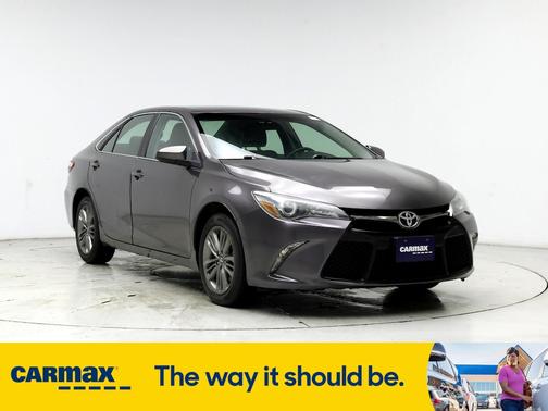 2016 Toyota Camry SE