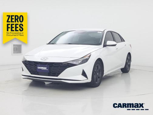White 2021 Hyundai ELANTRA SEL