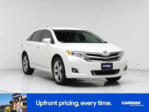 White 2014 Toyota Venza XLE