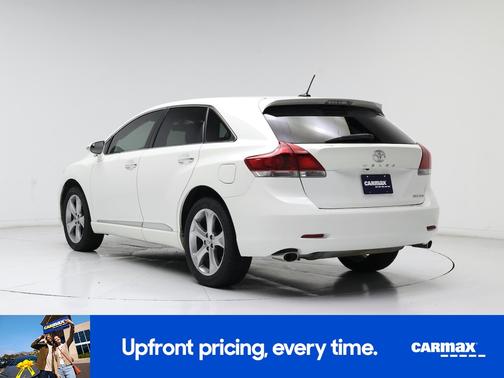 White 2014 Toyota Venza XLE