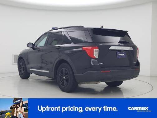 Black 2022 Ford Explorer XLT