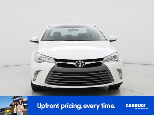 White 2017 Toyota Camry LE