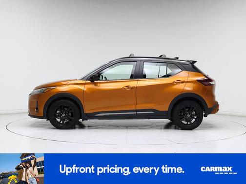 2021 Nissan Kicks SR