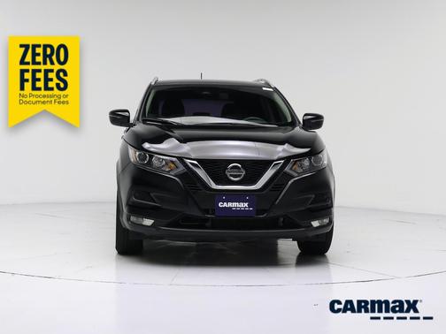 Black 2022 Nissan Rogue Sport SV