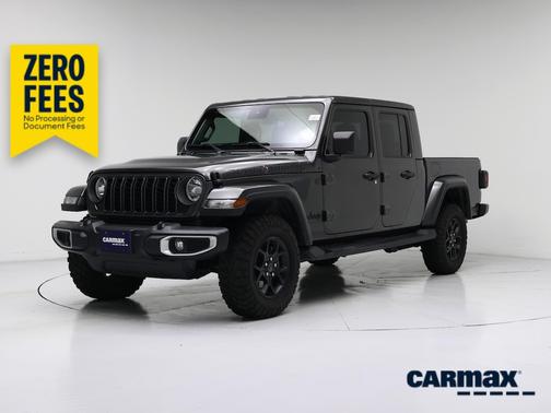 Gray 2025 Jeep Gladiator Texas Trail