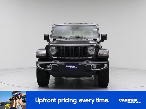Gray 2025 Jeep Gladiator Texas Trail