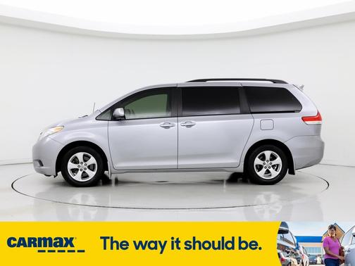 2013 Toyota Sienna LE