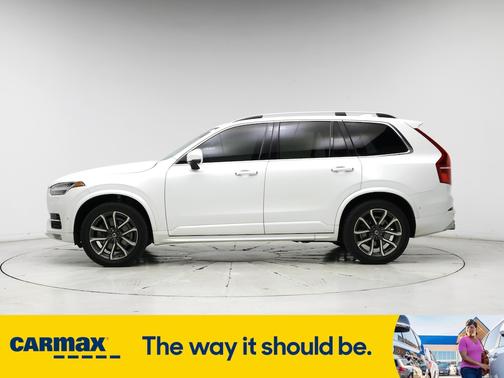 2019 Volvo XC90 T5 Momentum