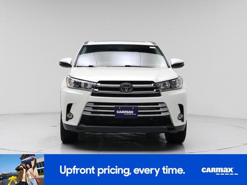 White 2019 Toyota Highlander Limited Platinum