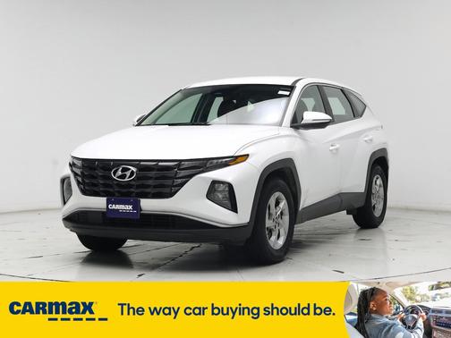 2022 Hyundai TUCSON SE