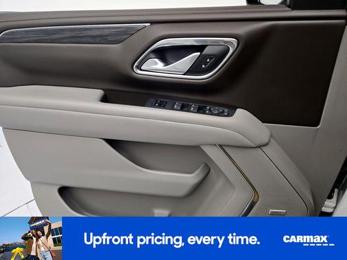 White 2022 GMC Yukon SLT