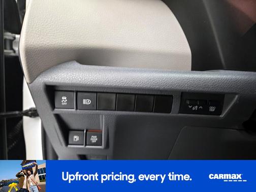 White 2021 Toyota Sienna LE