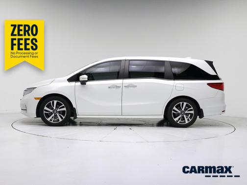 White 2022 Honda Odyssey Touring
