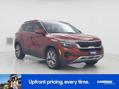 Orange 2021 Kia Seltos S