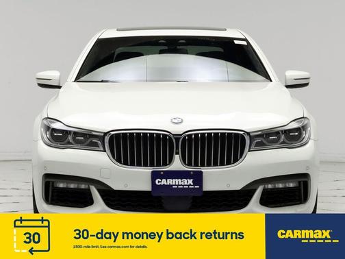 Photo 5 of 27 of 2016 BMW 750 i