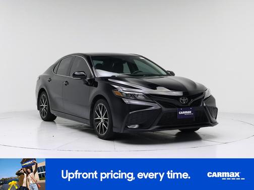 Black 2023 Toyota Camry SE