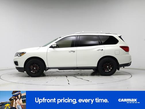 2020 Nissan Pathfinder SV