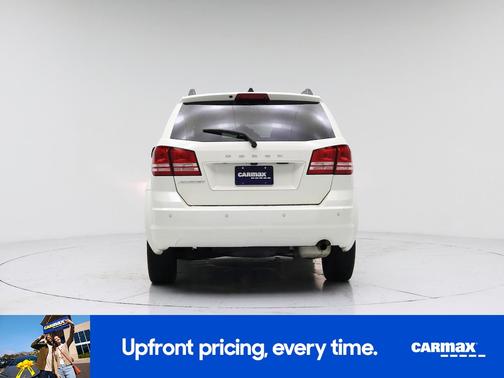 White 2020 Dodge Journey SE