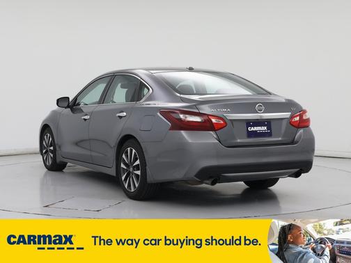 2016 Nissan Altima SV