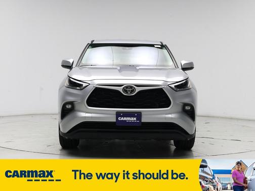 2021 Toyota Highlander LE