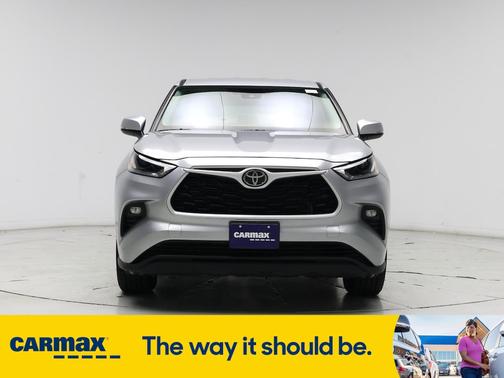 2021 Toyota Highlander LE