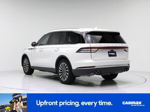 White 2023 Lincoln Aviator Reserve