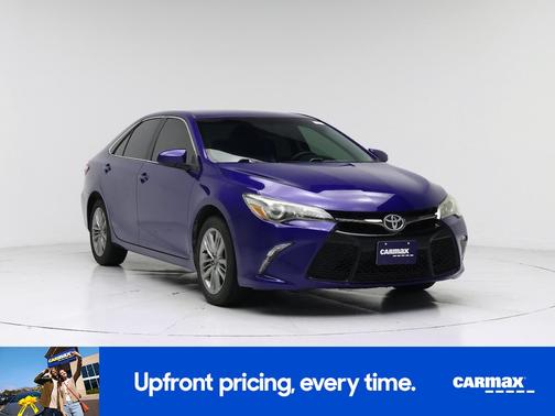 Blue 2016 Toyota Camry SE