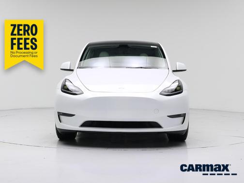 White 2023 Tesla Model Y Performance