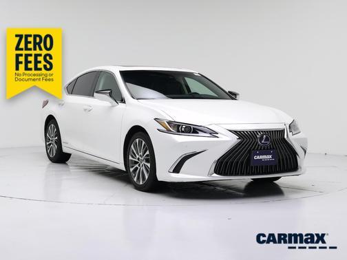 White 2021 Lexus ES 300h
