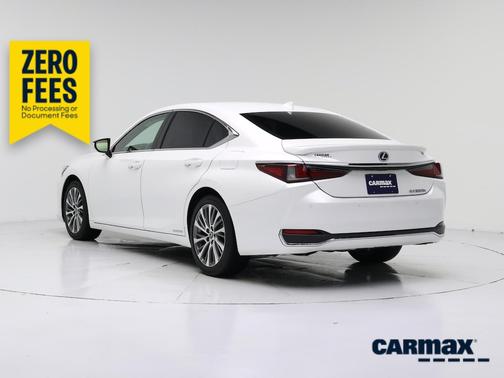 White 2021 Lexus ES 300h