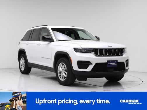 White 2023 Jeep Grand Cherokee Laredo
